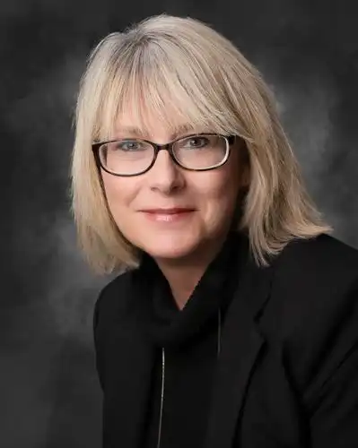 Michelle Zevely portrait