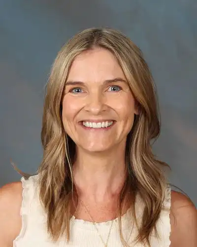 Lesli Scott