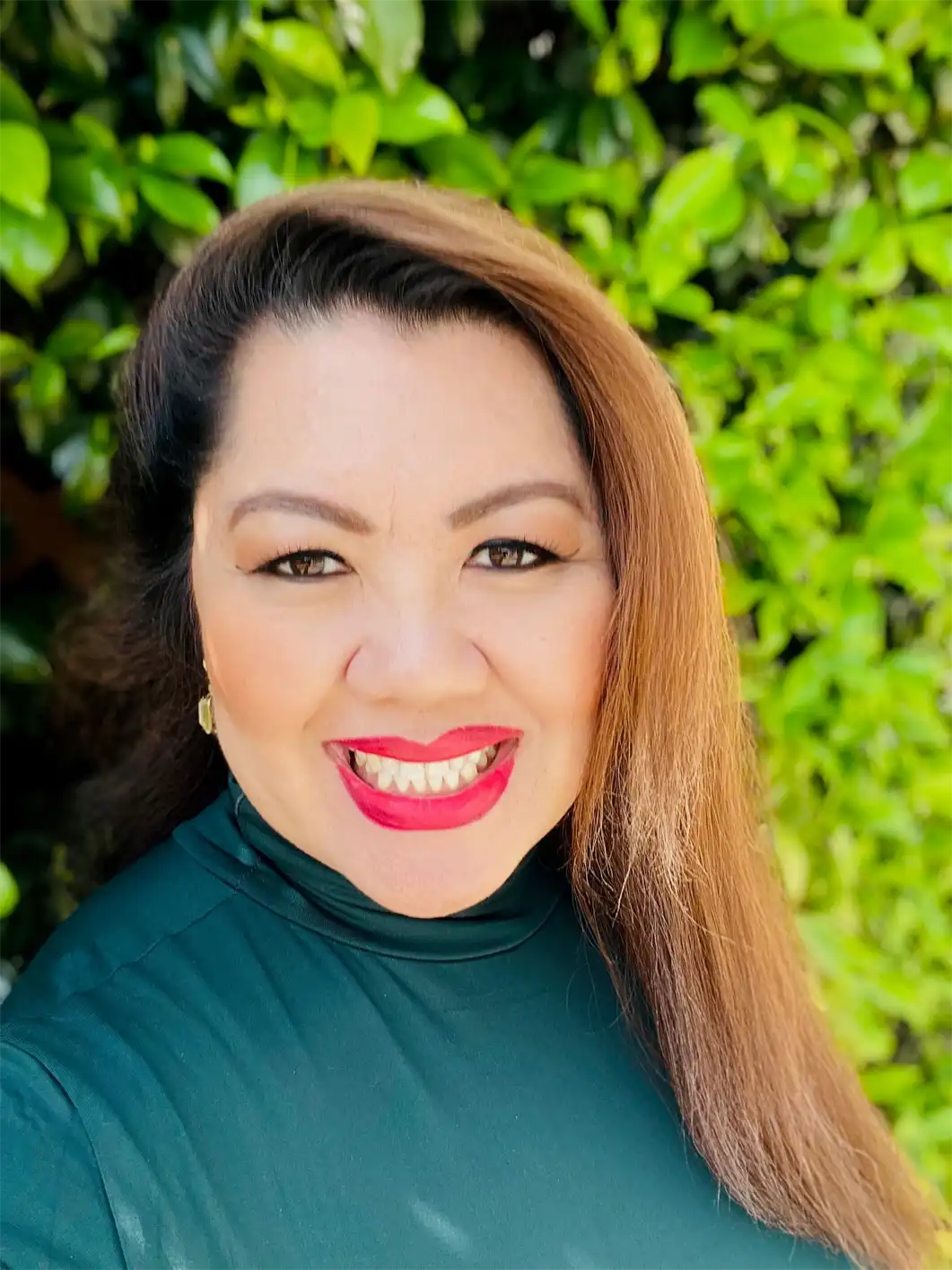 Dr. Tu Moua Carroz, superintendent of twin rivers unified school district headshot