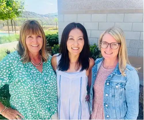 Michele Chavez, Julie Cheng, Stephanie Singer