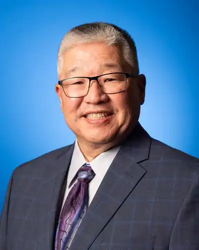Professional picture of Wallace Nishimoto - Board Member