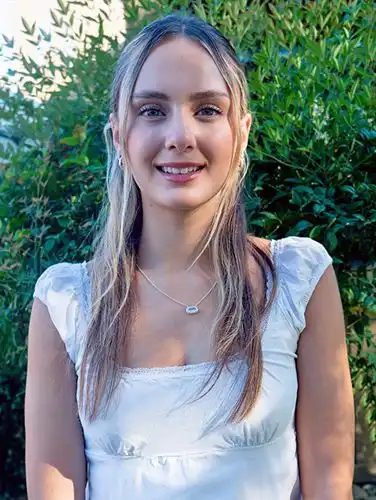 Izzy Leo-Frazee