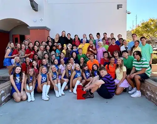 CHARLIE BROWN GROUP PIC