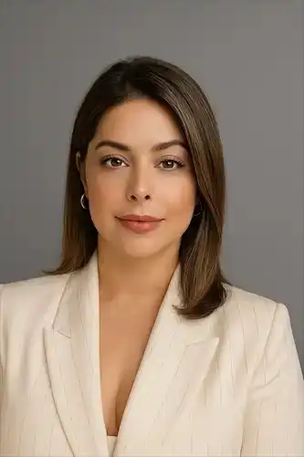 Ms. Ali female Innovation Specialist