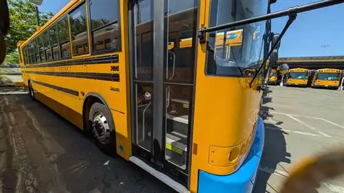 Electric Bus Type D Side door image