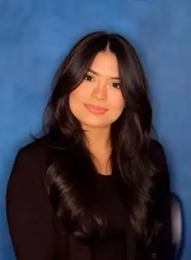 Dayana with blue background