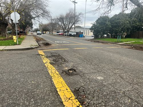 Photo of North Avenue.