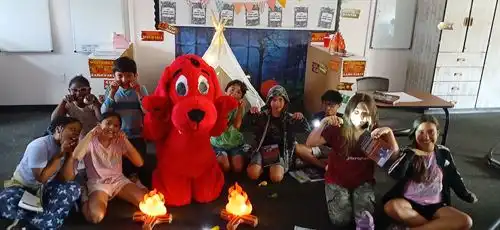 Clifford visits LitCamp over summer